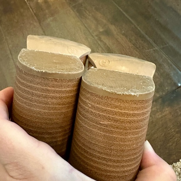 👢 Universal Threads (Target) Boots - Picture 4 of 6